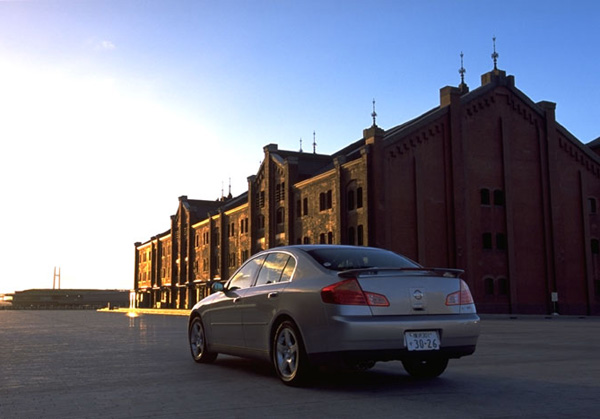 V35 Nissan Skyline Sedan Picture